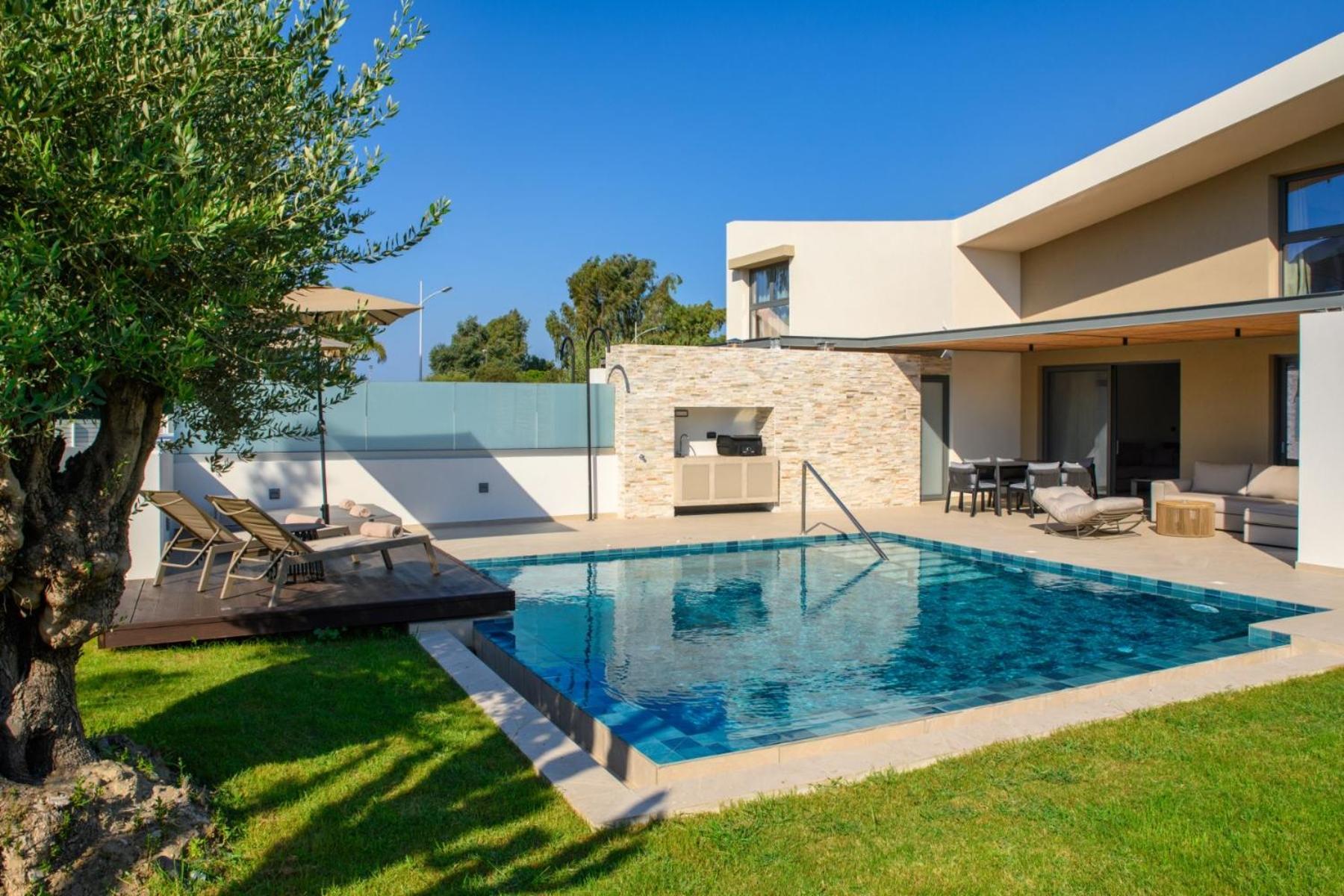 Alma Luxury Villas Lalyssos Eksteriør billede